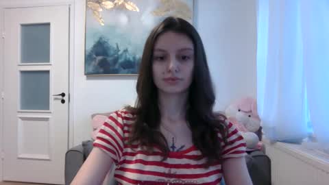 lilycandy_ online show from February 25, 3:37 pm