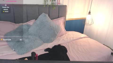 CALL ME   L I L Y   online show from September 9, 8:53 pm