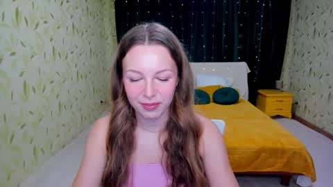 lilyeblake online show from February 13, 11:35 am