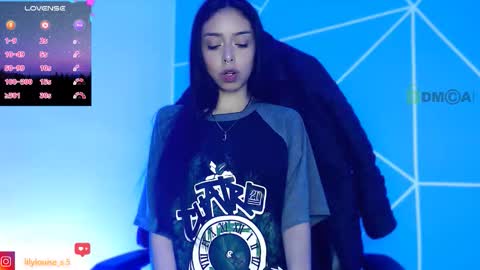 Liliana louise online show from December 22, 2:40 am