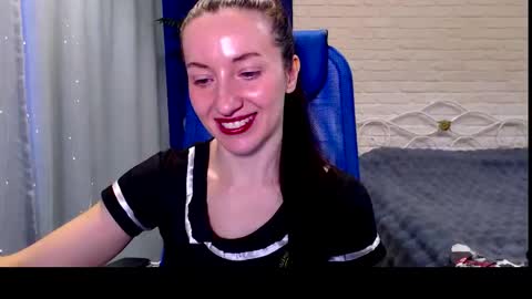 Lily online show from February 1, 3:36 am