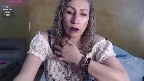 Lily Queen online show from February 20, 8:44 pm