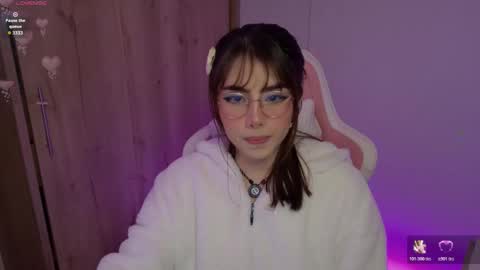 lily help me to collect more cosplay online show from February 26, 2:37 am