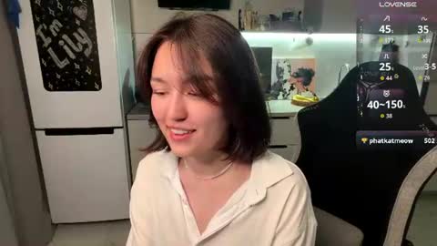 Lily online show from June 13, 6:40 pm