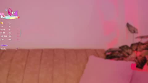 Lily  online show from November 1, 9:30 am