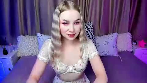 Lilian online show from October 3, 3:37 am