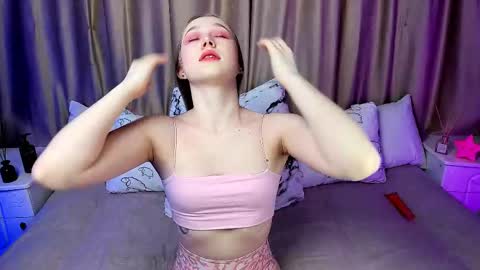 Lilian online show from March 12, 3:35 am