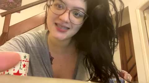 Snapshot of lilyswear chatting on February 13, 5:54 pm lilyswear online show from February 13, 5:54 pm