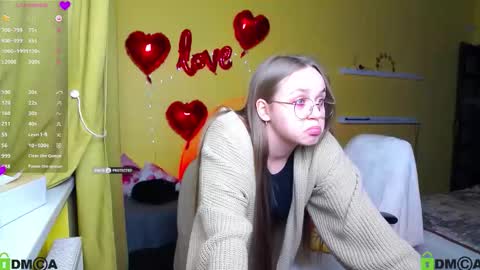 Lily online show from February 13, 11:19 pm