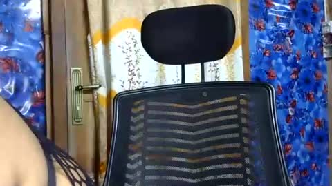 limaakter246618 online show from October 18, 5:17 pm