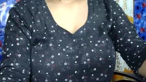 limaakter246618 online show from October 7, 6:48 pm