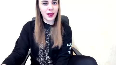    online show from February 22, 10:51 am