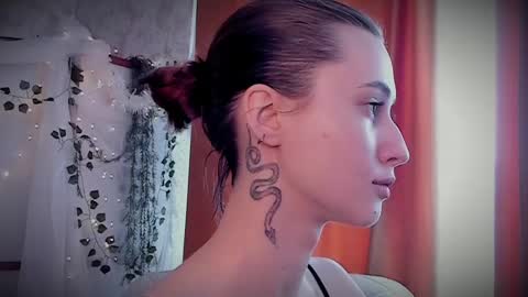 Lina -  online show from February 26, 10:38 am