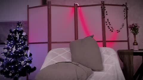 Lina -  online show from December 16, 8:41 am