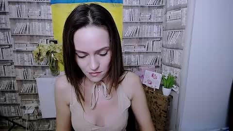 Lina online show from September 19, 7:12 am