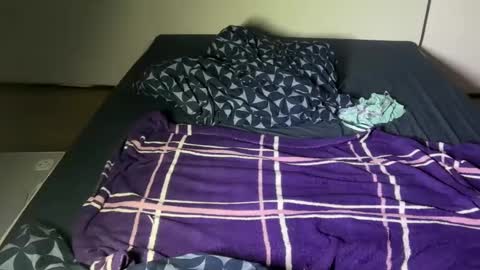 linaxleroy online show from February 2, 4:59 am