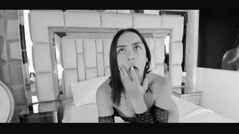 Lincy Rios  online show from April 7, 6:43 pm