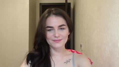 Linda online show from February 18, 7:35 pm