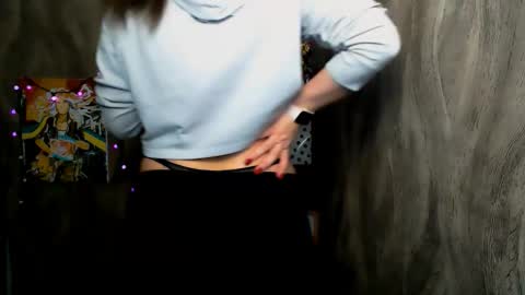 Linda online show from December 22, 2:24 pm