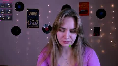 linda_save online show from March 27, 7:26 pm