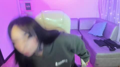 linda miller online show from February 21, 7:01 am