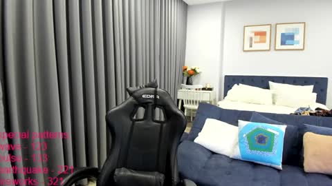 lindamei online show from October 27, 5:57 pm