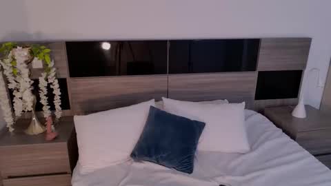 Lin online show from March 3, 1:12 am