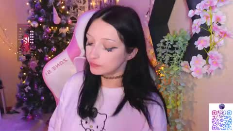 Snapshot of liniq chatting on March 9, 6:00 pm Lina online show from March 9, 6:00 pm