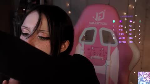 Snapshot of liniq chatting on October 20, 10:59 pm Lina online show from October 20, 10:59 pm