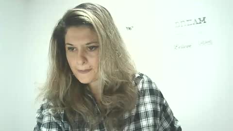 lionessmom online show from October 20, 1:10 am