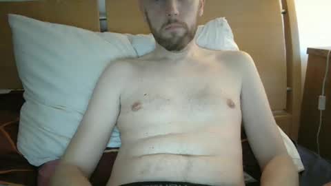 Snapshot of liquid79 chatting on December 4, 9:45 am liquid79 online show from December 4, 9:45 am