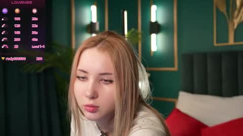 lirakink online show from February 20, 4:01 am