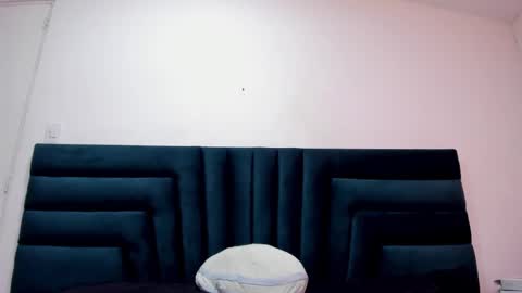 lisa white  online show from February 27, 9:50 am