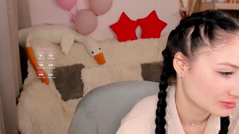 Lisa Moore online show from February 24, 3:26 pm