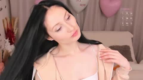 Lisa Moore online show from September 25, 3:41 pm