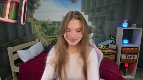 Lisa online show from March 9, 5:39 pm