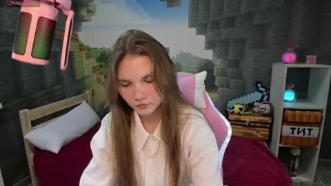 Lisa online show from March 10, 6:12 pm