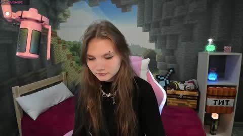 Lisa online show from February 19, 5:49 pm