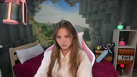 Lisa online show from February 9, 11:25 pm