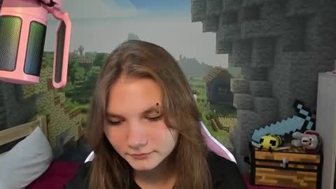 Lisa online show from March 12, 6:00 pm