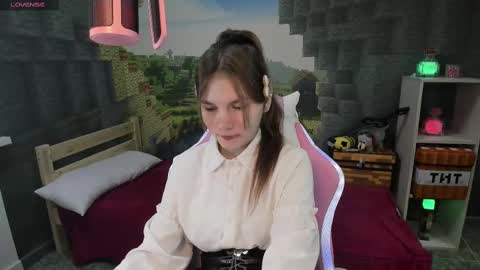 Lisa online show from March 4, 5:24 pm