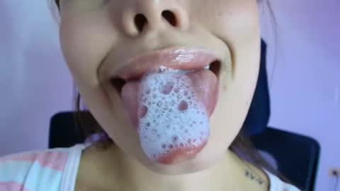 Lisbet online show from December 19, 10:05 pm