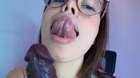 Lisbet online show from November 9, 2:09 pm