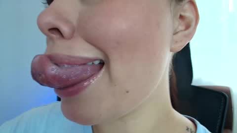 Lisbet online show from February 21, 2:38 pm