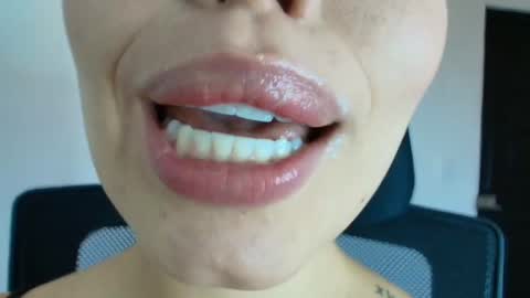 Lisbet online show from September 11, 10:55 pm