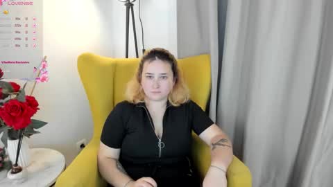 lissa_jamess online show from November 26, 10:23 am