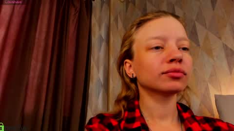 Lissa online show from June 8, 1:22 am