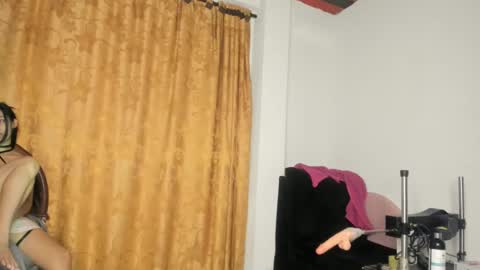 lissa_petitee online show from March 3, 6:59 am