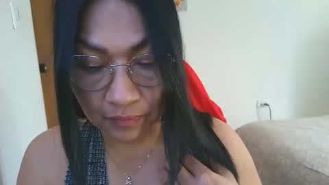 Lissafeethot online show from April 5, 4:04 pm