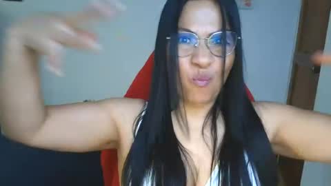 Lissafeethot online show from August 3, 10:49 pm